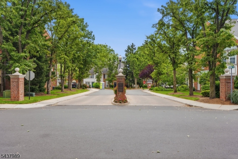 Society Hill at Newark - Residential