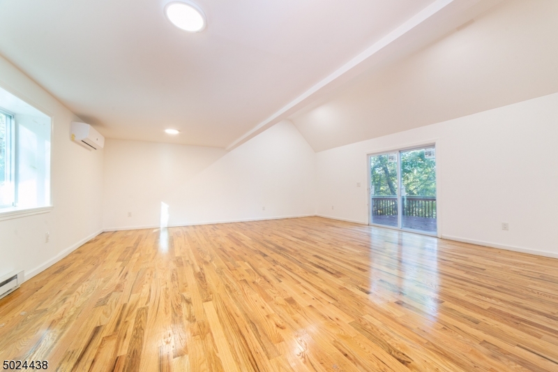 PLEASANT VALLEY - Residential