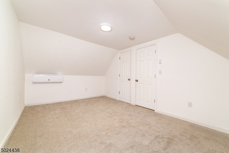 PLEASANT VALLEY - Residential