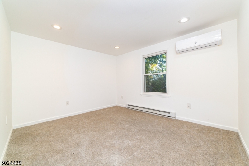 PLEASANT VALLEY - Residential
