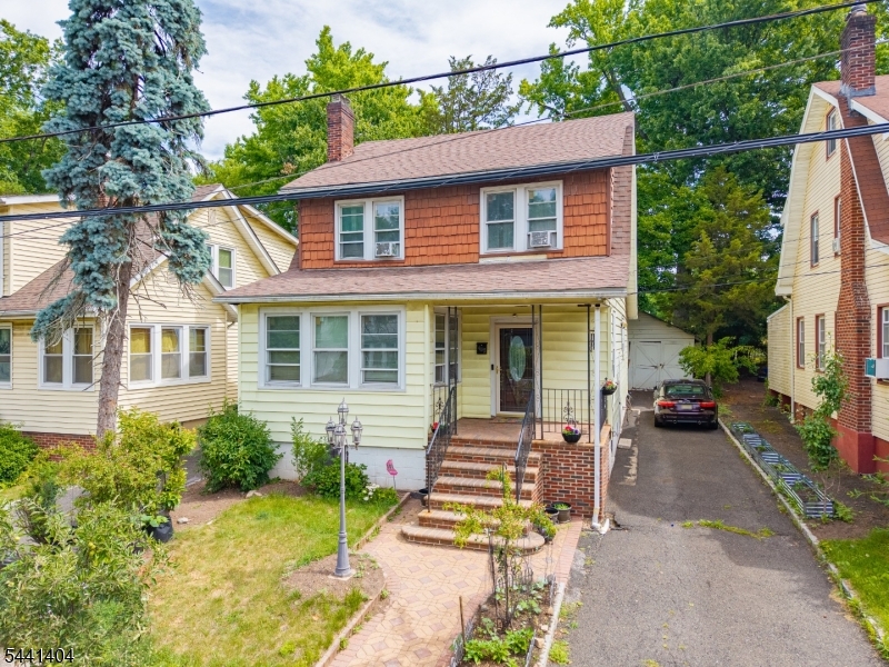 Situated in desirable Maplewood, this 3-bedroom, 2-bath home offers 1,547 square feet of living space along with a detached garage and a location that puts shopping, dining, parks, and transportation within easy reach. The home's traditional design provides a comfortable flow throughout while maintaining the character and curb appeal that make Maplewood such a sought-after community. A fantastic opportunity to own a well-located property in one of Essex County's most vibrant neighborhoods.