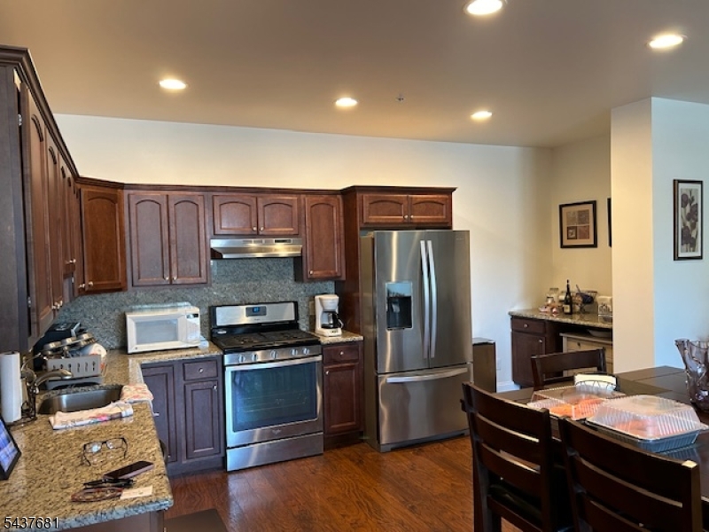 Totally renovated two bedroom apartment conveniently located to shopping, schools, parks, public transportation and places of worship. Features include newer kitchen with granite countertops and stainless steel appliances and dining. The remodeled bathroom has a cherry vanity with granite top , tiled bathtubs area with glass doors. Laundry facilities available on the floor/ A perfect place to call home