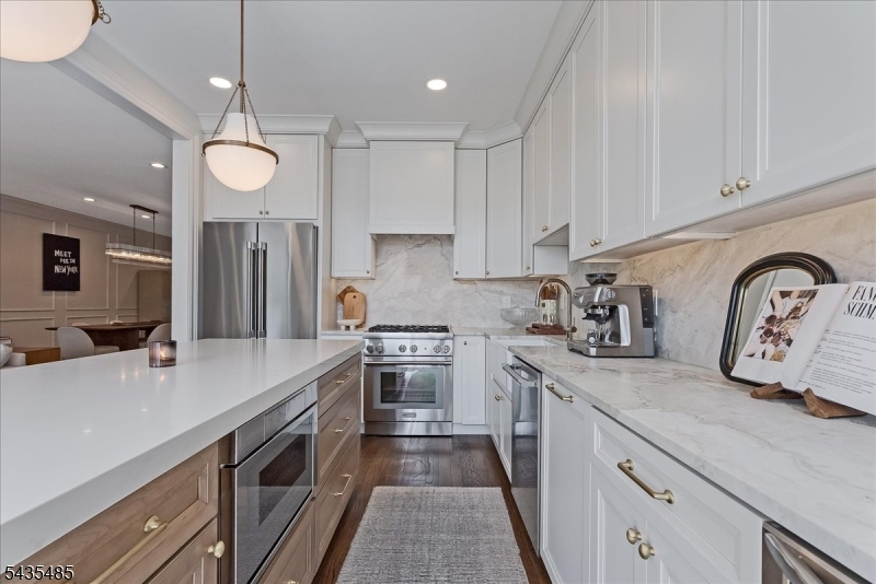 The Summit at Cedar Grove - Residential