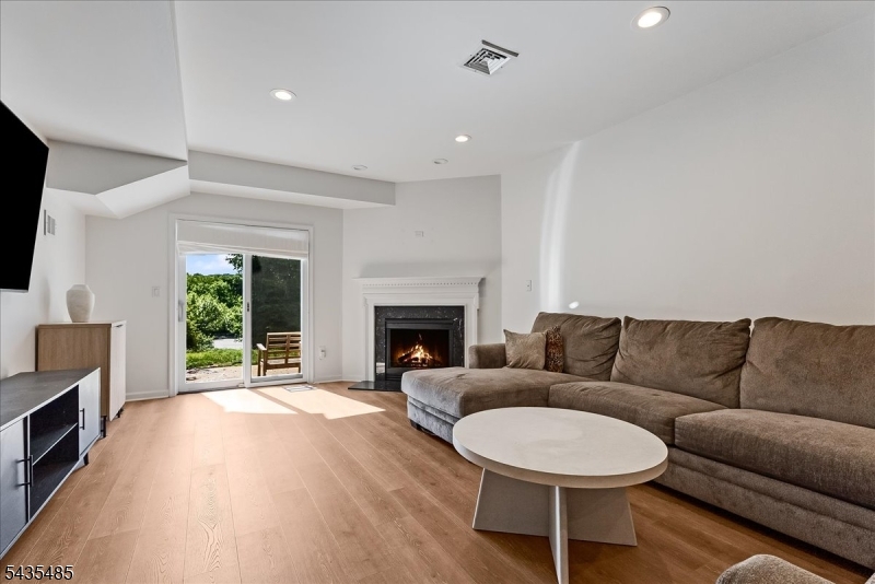 The Summit at Cedar Grove - Residential
