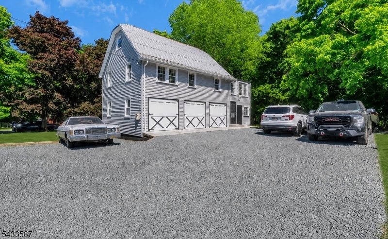 Whitehouse Station - Residential
