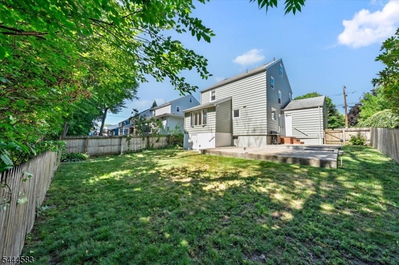 BROOKDALE - Residential