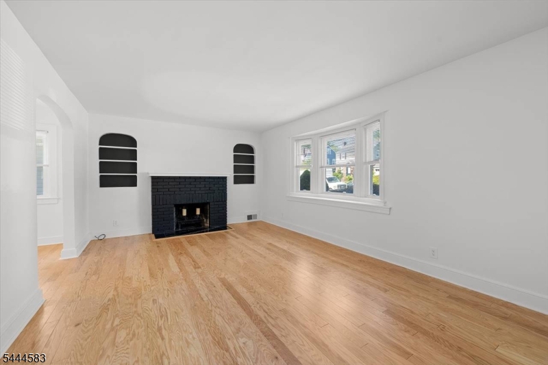BROOKDALE - Residential