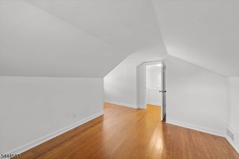 BROOKDALE - Residential