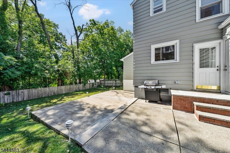 BROOKDALE - Residential