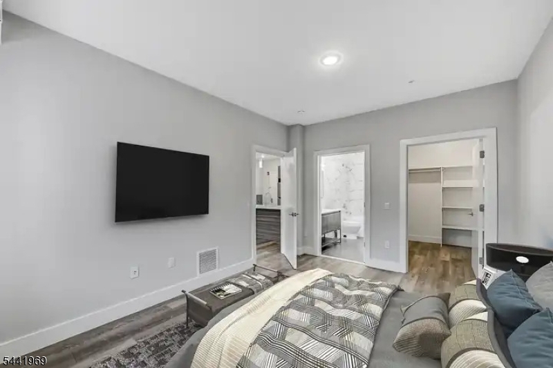 Crown Walk - Residential Lease