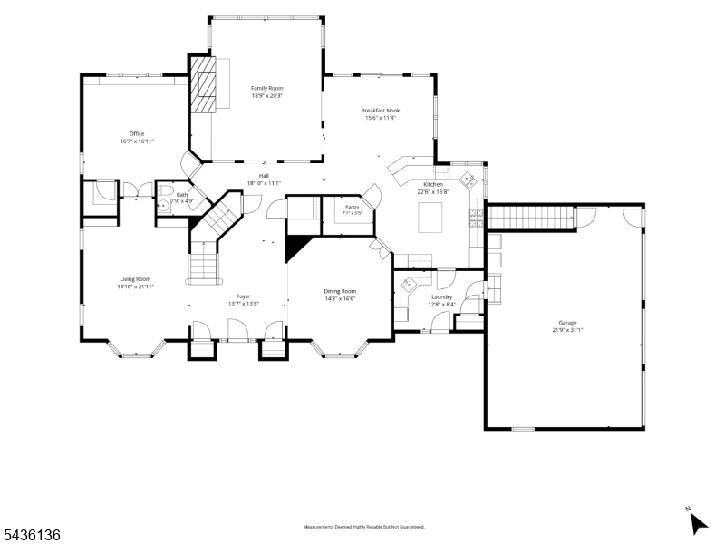 Main image without alt text