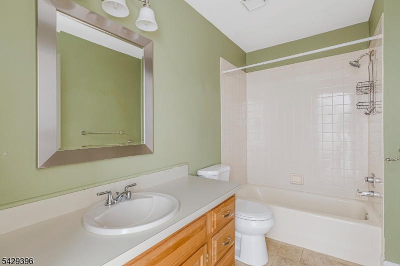 Pinevale - Residential Lease