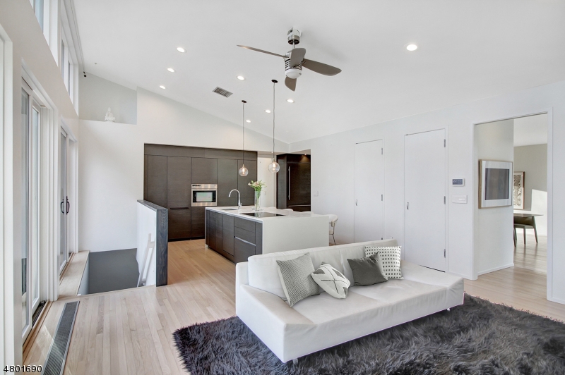 New Vernon - Residential