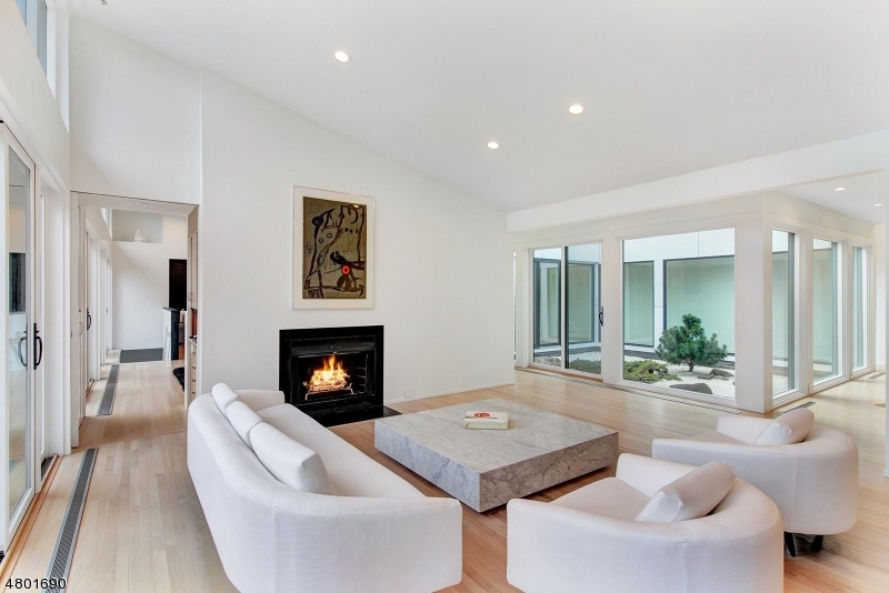 New Vernon - Residential