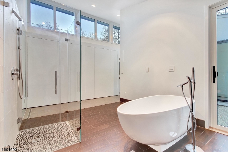 New Vernon - Residential