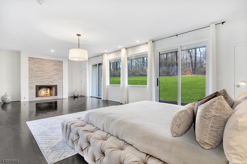 New Vernon - Residential