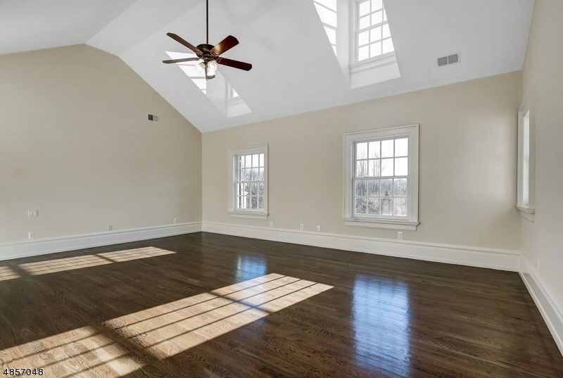 New Vernon - Residential