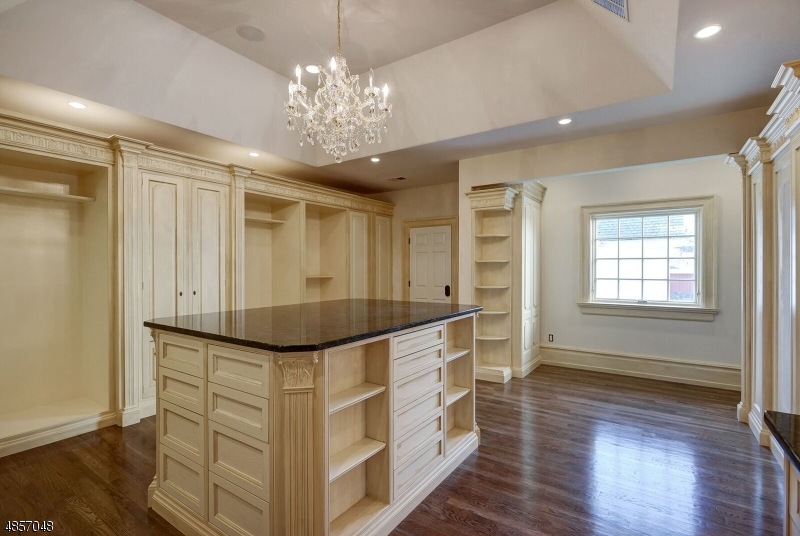 New Vernon - Residential