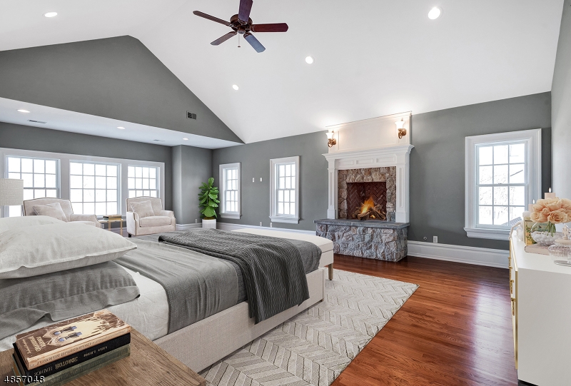 New Vernon - Residential