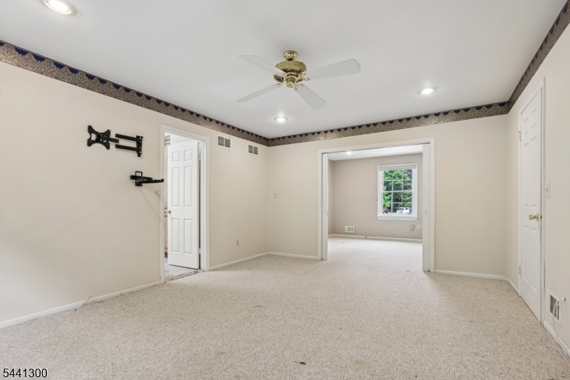 Woodland Hills - Residential