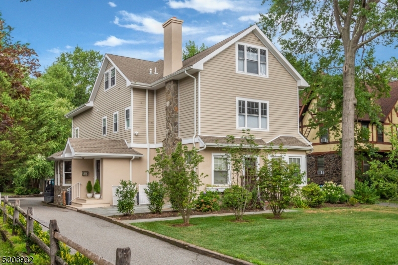 Don't miss this modern 4 - level condo located in UMC! The home boasts 3 ensuite beds, open-concept 1st floor + 2 outdoor decks - perfect for entertaining!  Finished basement with full bath. The kitchen features high-end SS appls, quartzite countertops, breakfast bar with + pantry.  Walk a few steps down to the bsmt with full bath  -- can be used as home office, exercise or playroom.  The 2nd level offers a private & airy master suite with a huge walk-in closet, full bath & charming balcony.  There is a second bedroom on that level which also has full bath & walk-in. The 3rd evel features an oversized bedroom, & full bath + walk-in closet. Other amenities include two-zone A/C, washer/dryer on 2nd floor, 1 parking garage + 1/2 bay for storage. Garage and driveway conveyed "as-is" w/ no known issues.