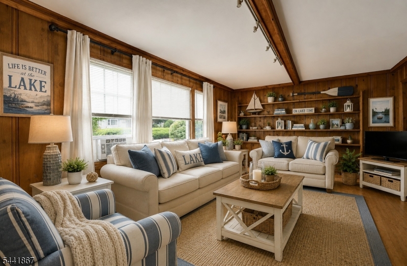 Cupsaw Lake - Residential