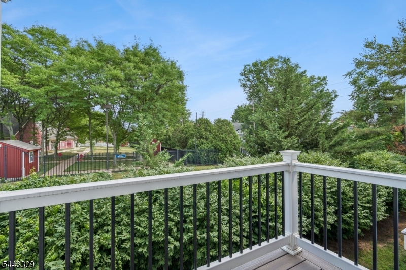 East Grand Manor - Residential