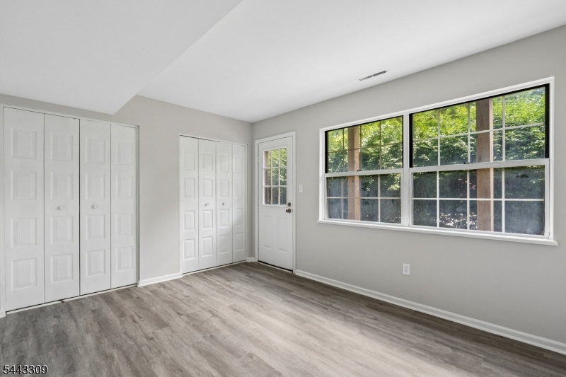 East Grand Manor - Residential