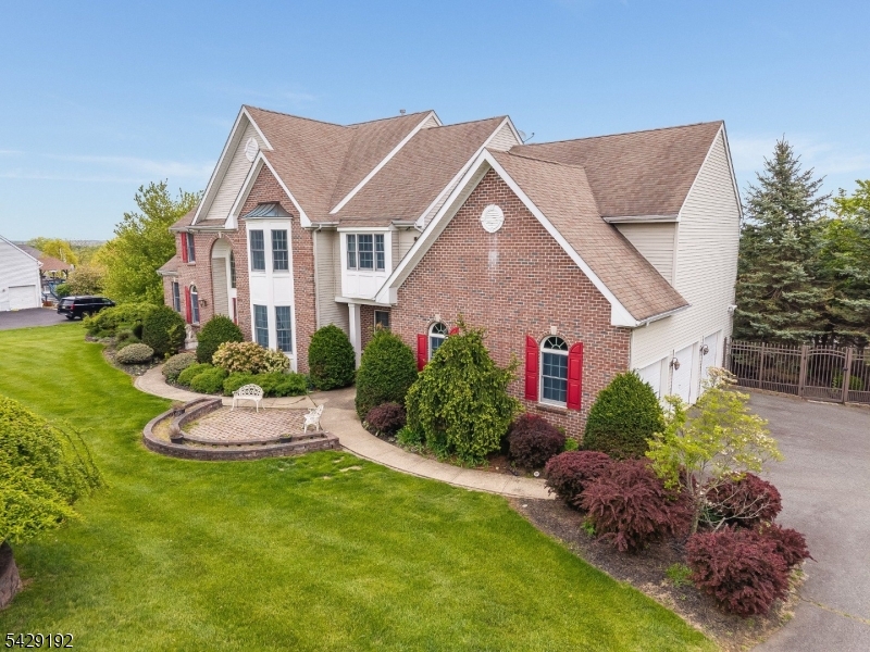 KENTVIEW ESTATES - Residential