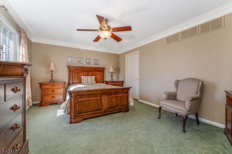 KENTVIEW ESTATES - Residential