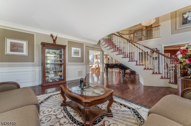 KENTVIEW ESTATES - Residential
