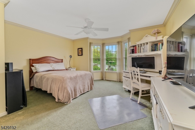 KENTVIEW ESTATES - Residential