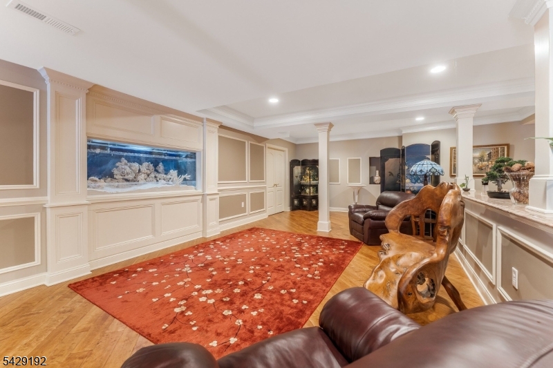 KENTVIEW ESTATES - Residential