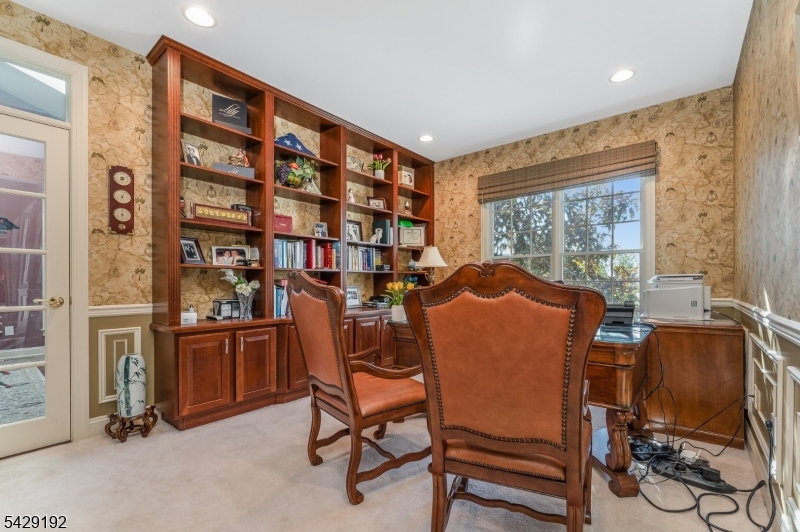 KENTVIEW ESTATES - Residential