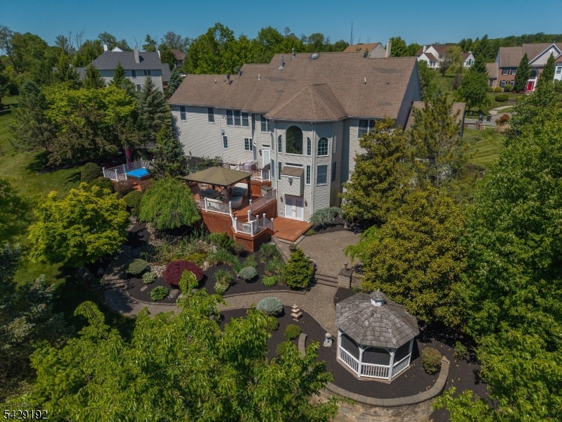 KENTVIEW ESTATES - Residential