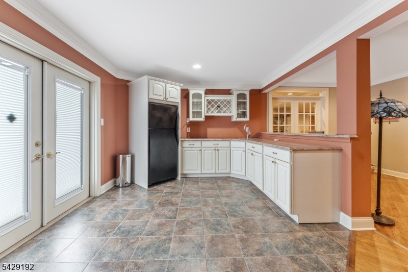 KENTVIEW ESTATES - Residential