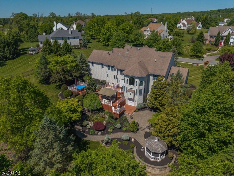 KENTVIEW ESTATES - Residential