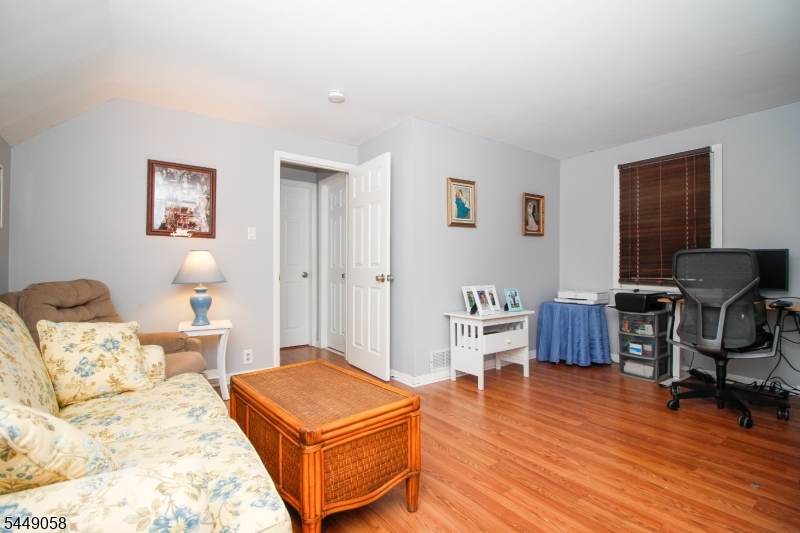 White Meadow Lake - Residential