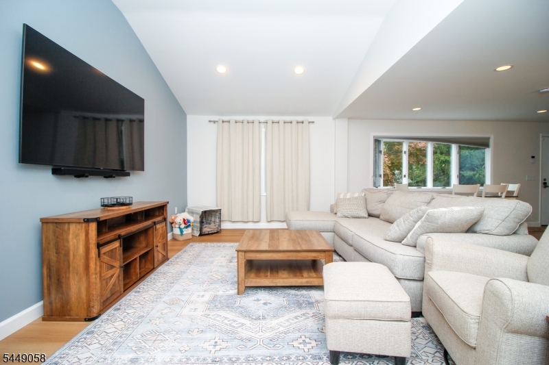 White Meadow Lake - Residential