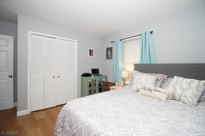 White Meadow Lake - Residential
