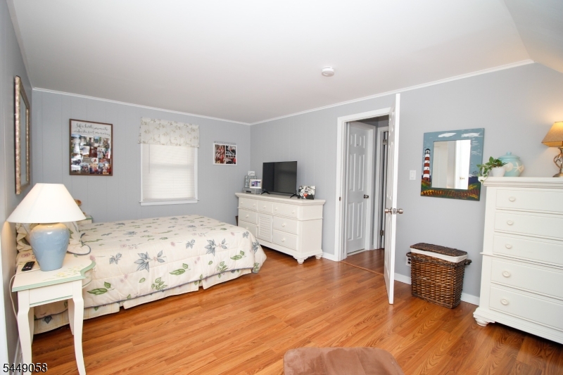 White Meadow Lake - Residential
