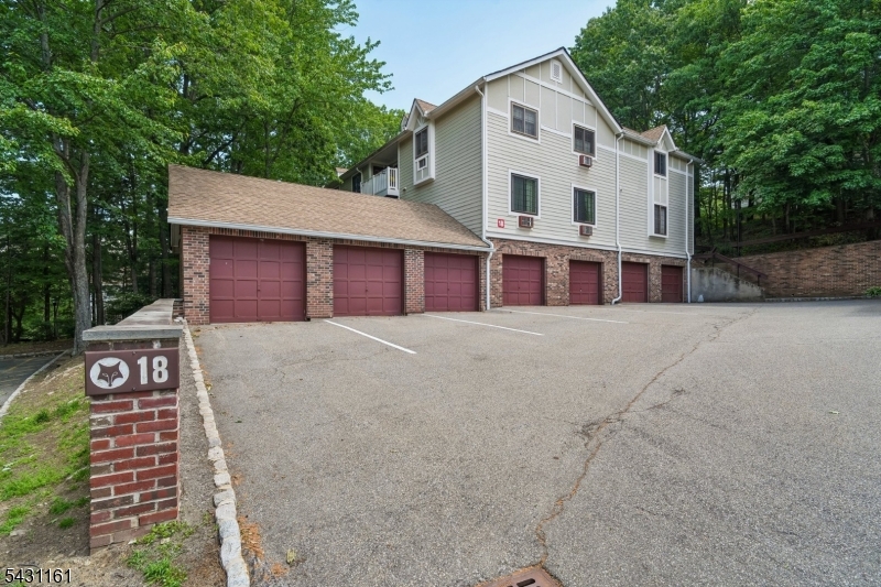 Foxwood II - Residential