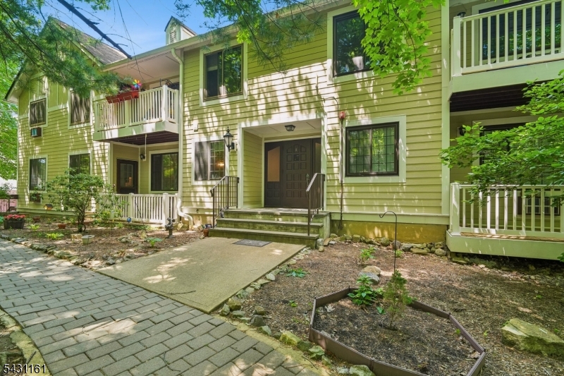 Foxwood II - Residential