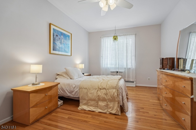 Foxwood II - Residential