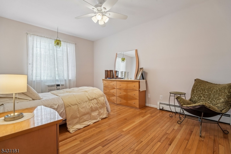 Foxwood II - Residential