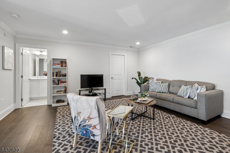 Villas at Warren - Residential
