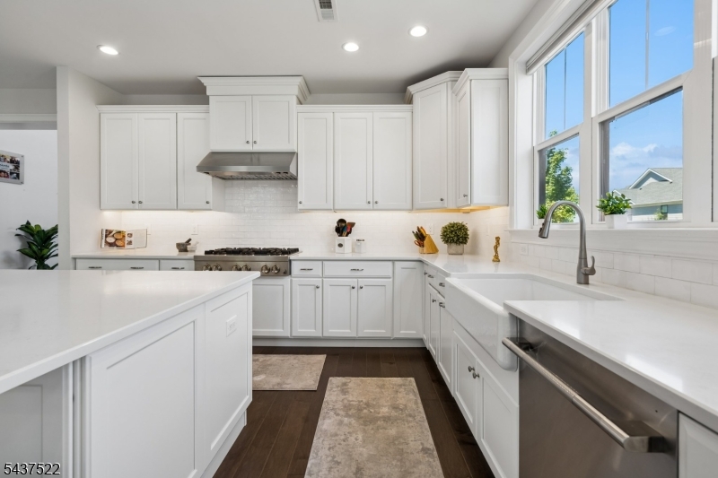 Villas at Warren - Residential