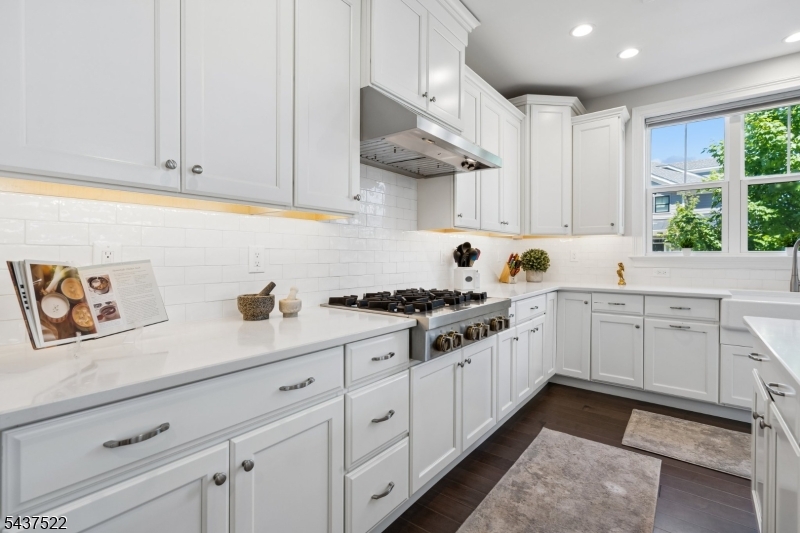 Villas at Warren - Residential