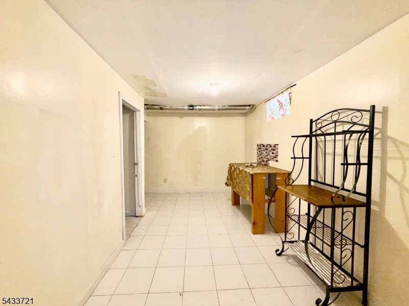 station - Residential Income