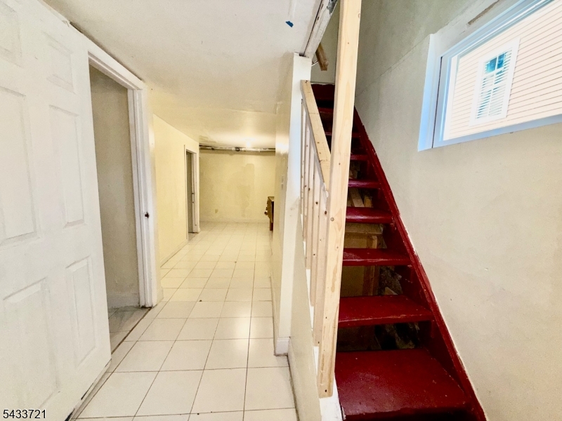 station - Residential Income